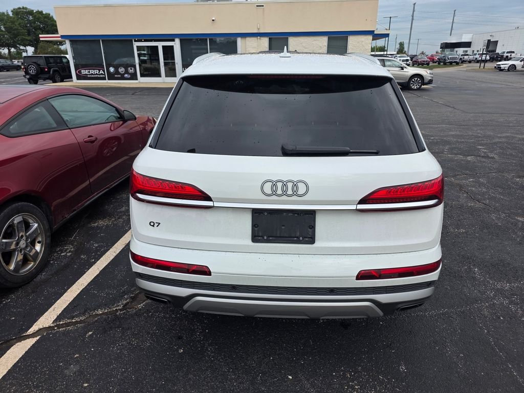 Used 2025 White Audi 45 Premium Plus image 4