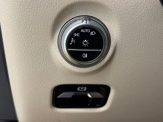 Certified Used 2023 Polar White Mercedes-Benz C 300 image 38
