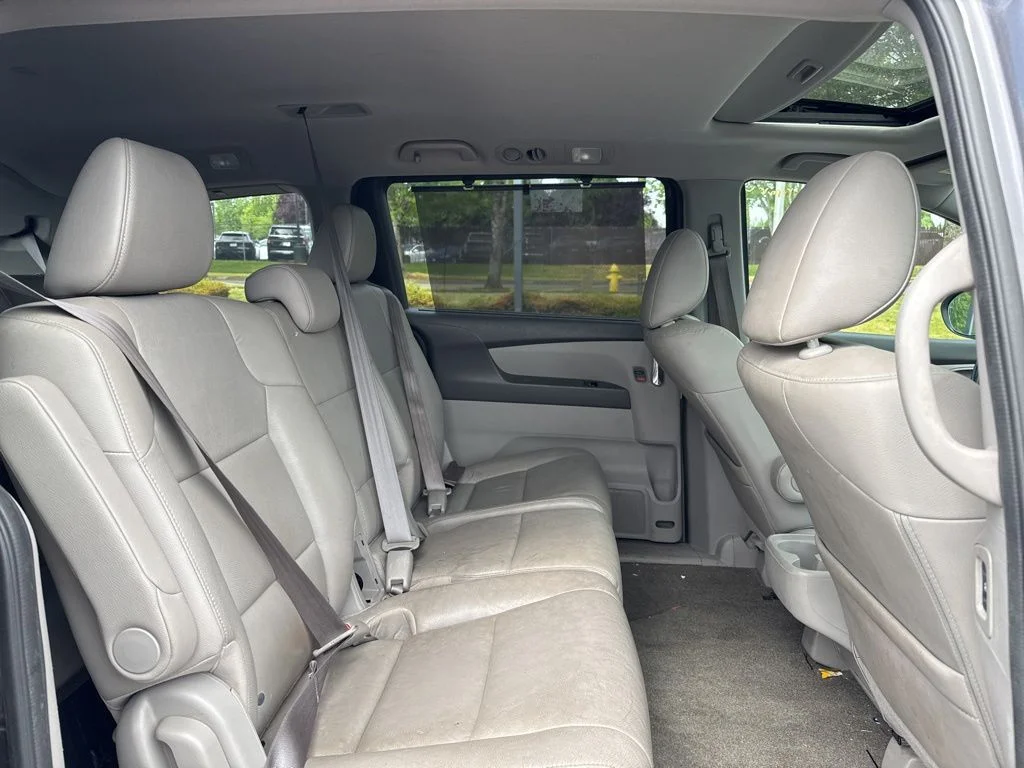 Used 2015 Modern Steel Metallic Honda EX-L image 22