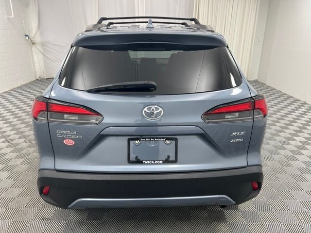 Used 2022 CELESTITE Toyota XLE image 7