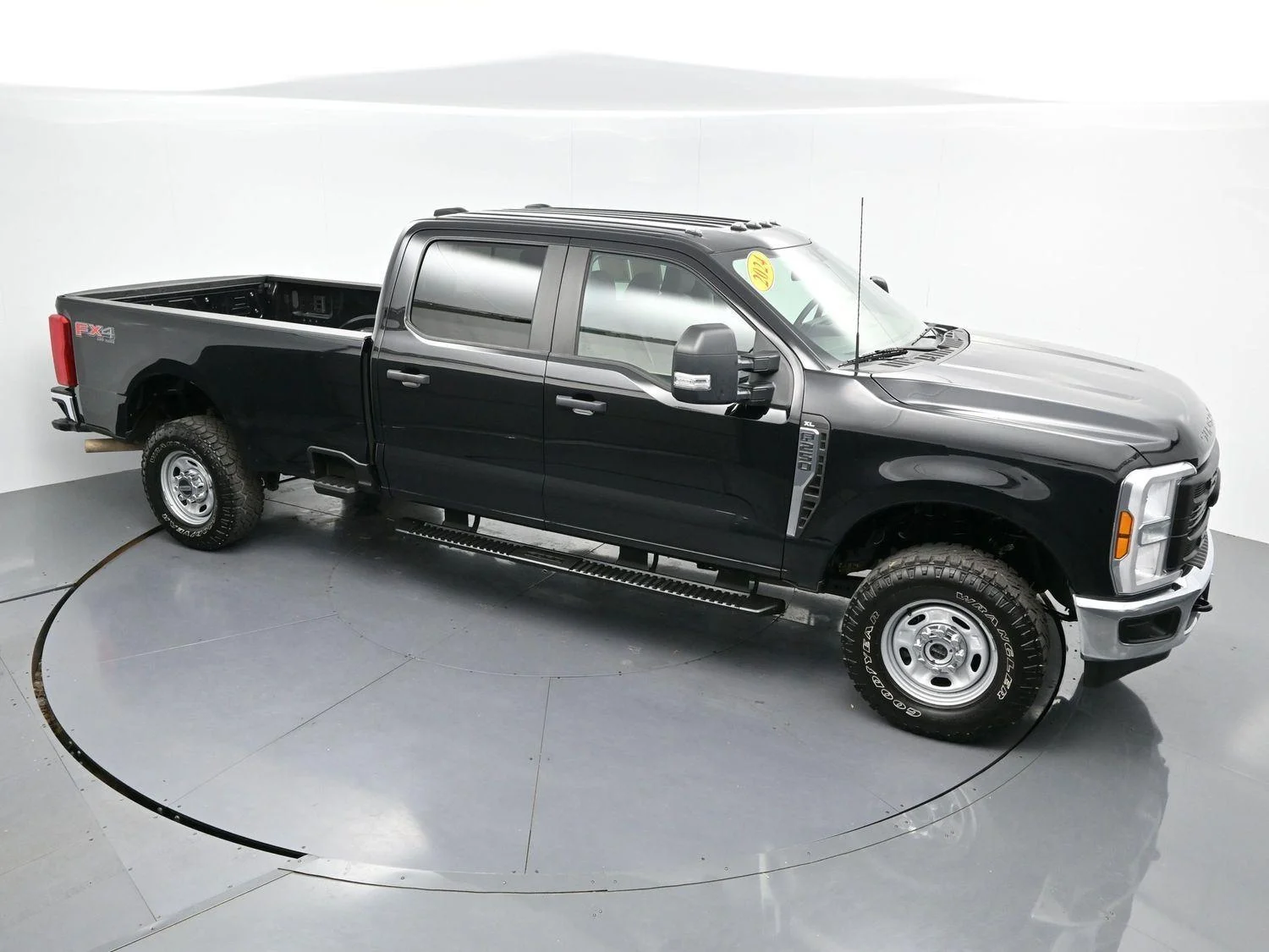 Used 2024 Black Ford XL image 33