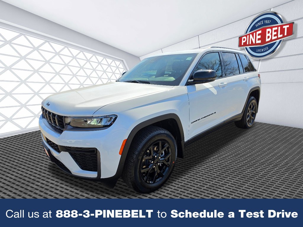 New 2026 Bright White Clear-Coat Exterior Paint Jeep Altitude image 1
