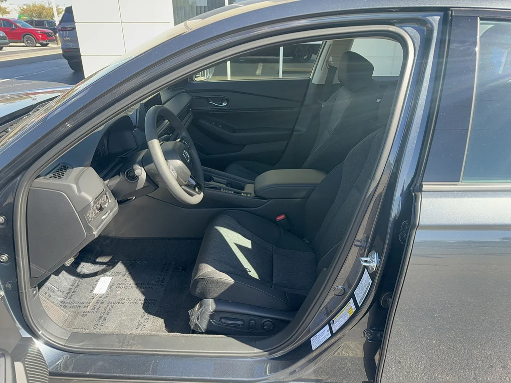 2026 Honda Accord Sedan SE, photo 10 of 12