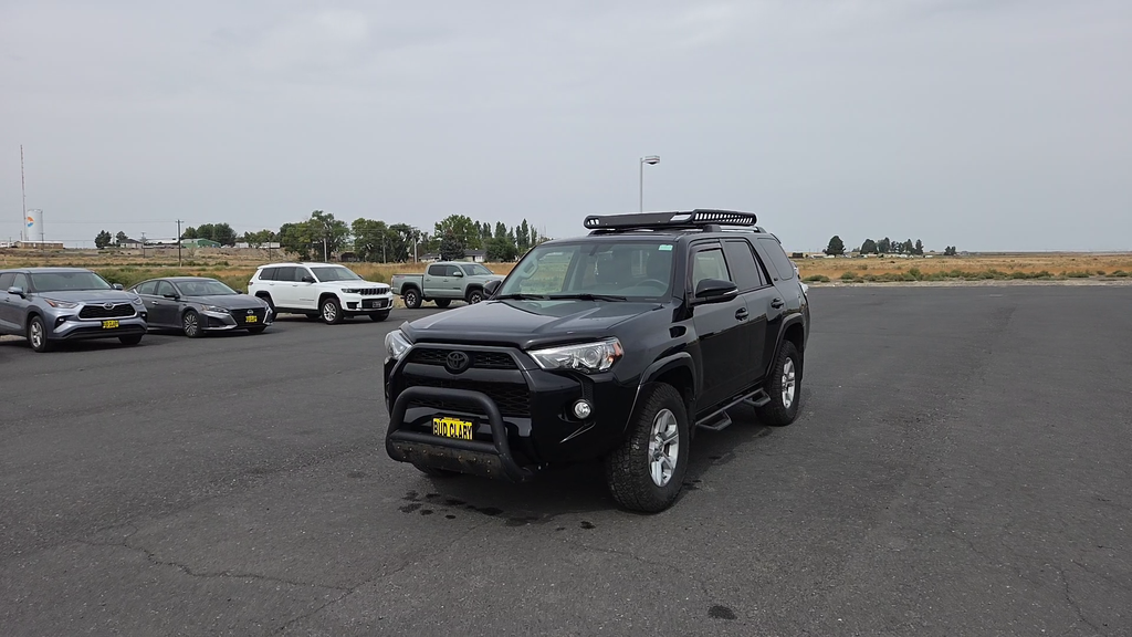 Used 2019 Black Toyota SR5 Premium image 17