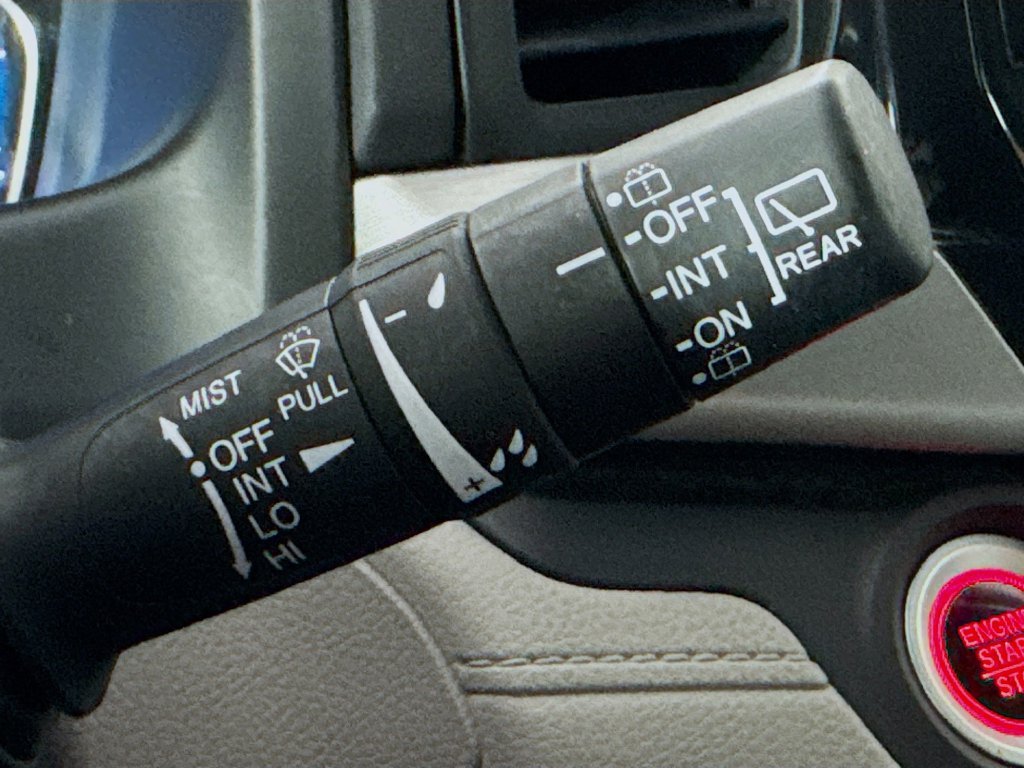 Certified Used 2019 Crystal Black Pearl Honda Touring image 16