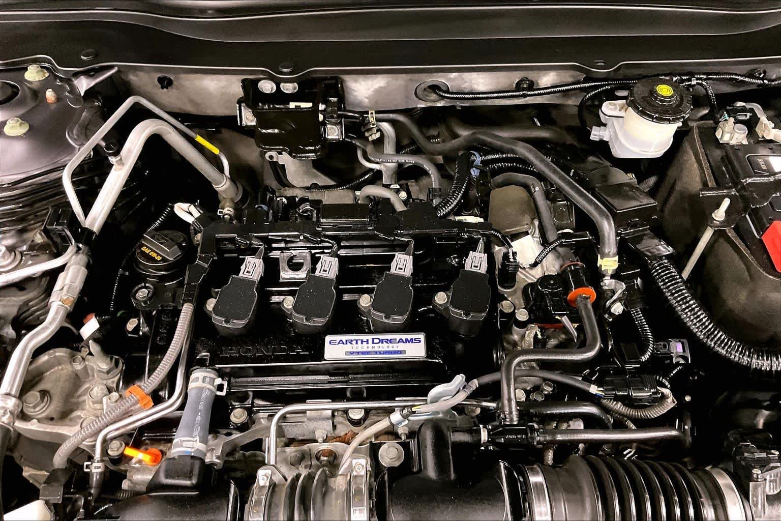 Used 2018 Modern Steel Metallic Honda LX 1.5T image 32