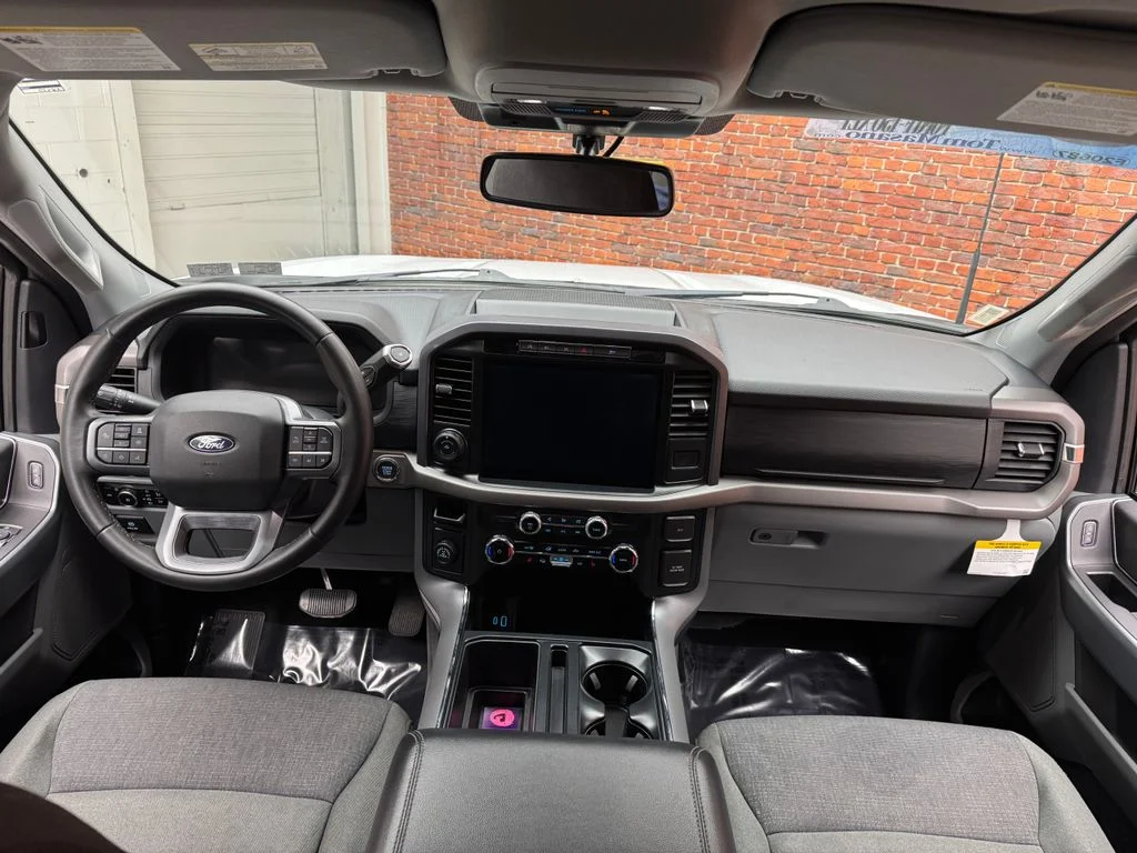 Photo 12