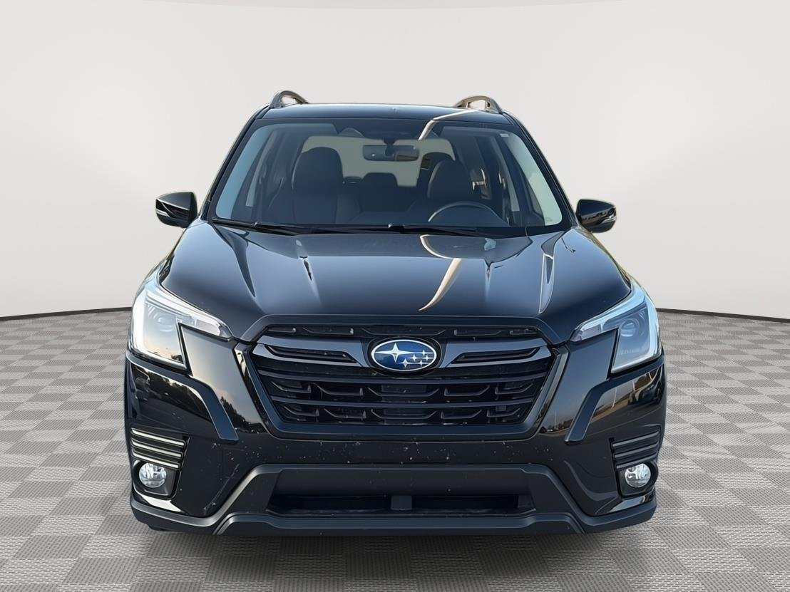 Certified Used 2023 Crystal Black Silica Subaru Limited image 2