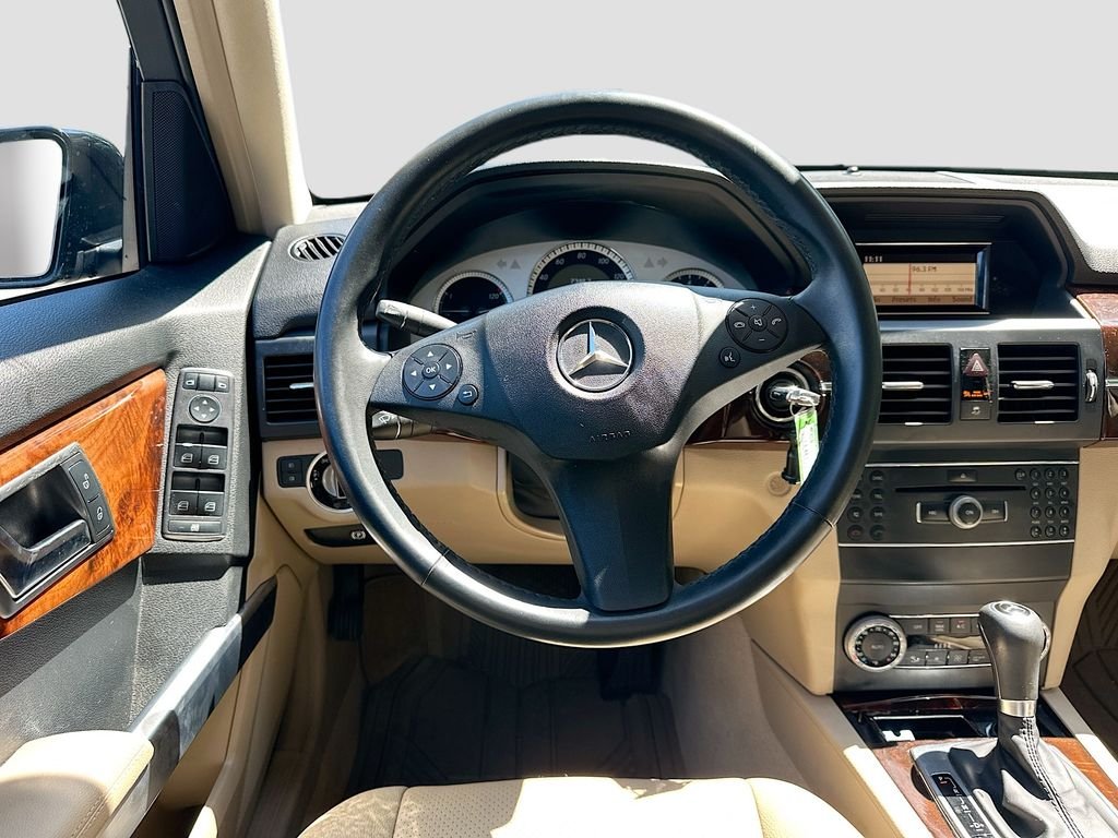 Used 2012  Mercedes-Benz GLK 350 image 20