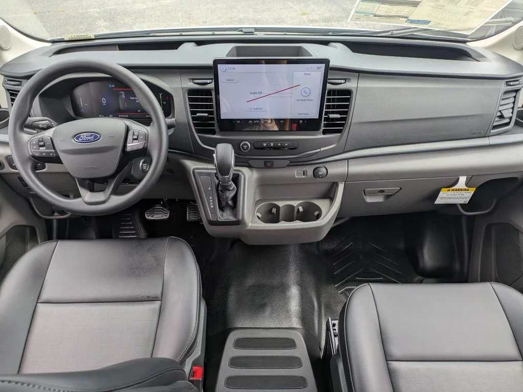 New 2026 Oxford White Ford Base image 15