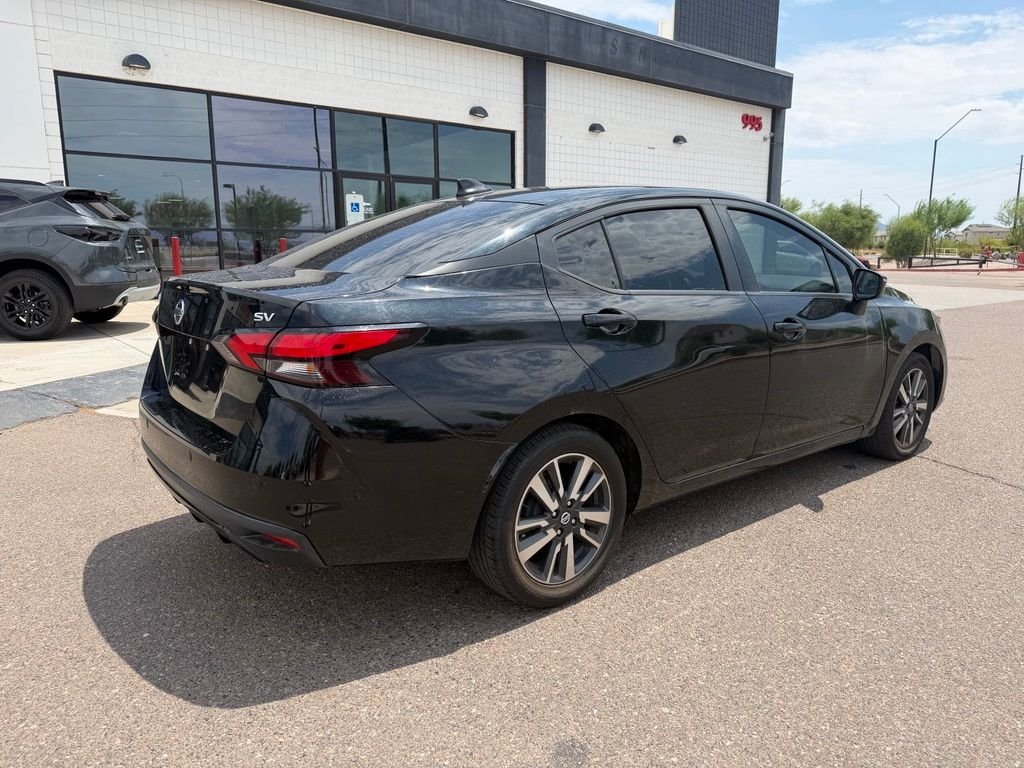 Used 2021 Black Nissan 1.6 SV image 5
