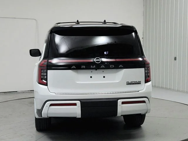 Used 2025 White Nissan Platinum Reserve image 6