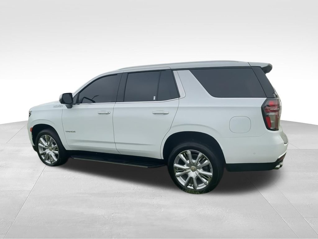Used 2024 White Chevrolet High Country image 6