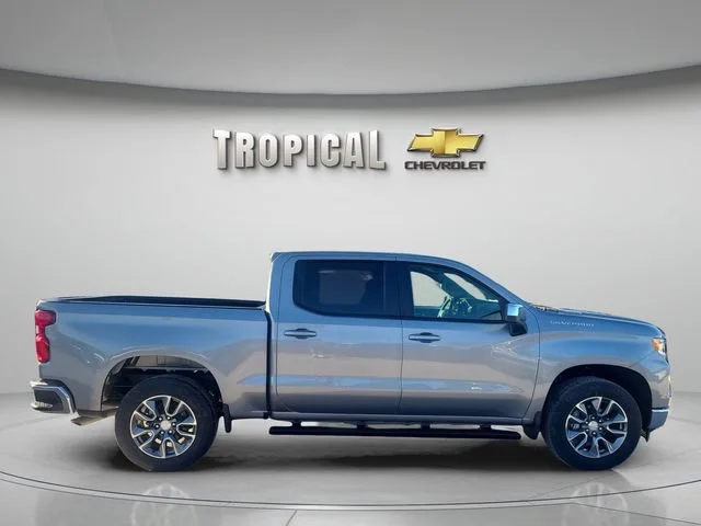 Used 2026 Sterling Gray Metallic Chevrolet LT image 6