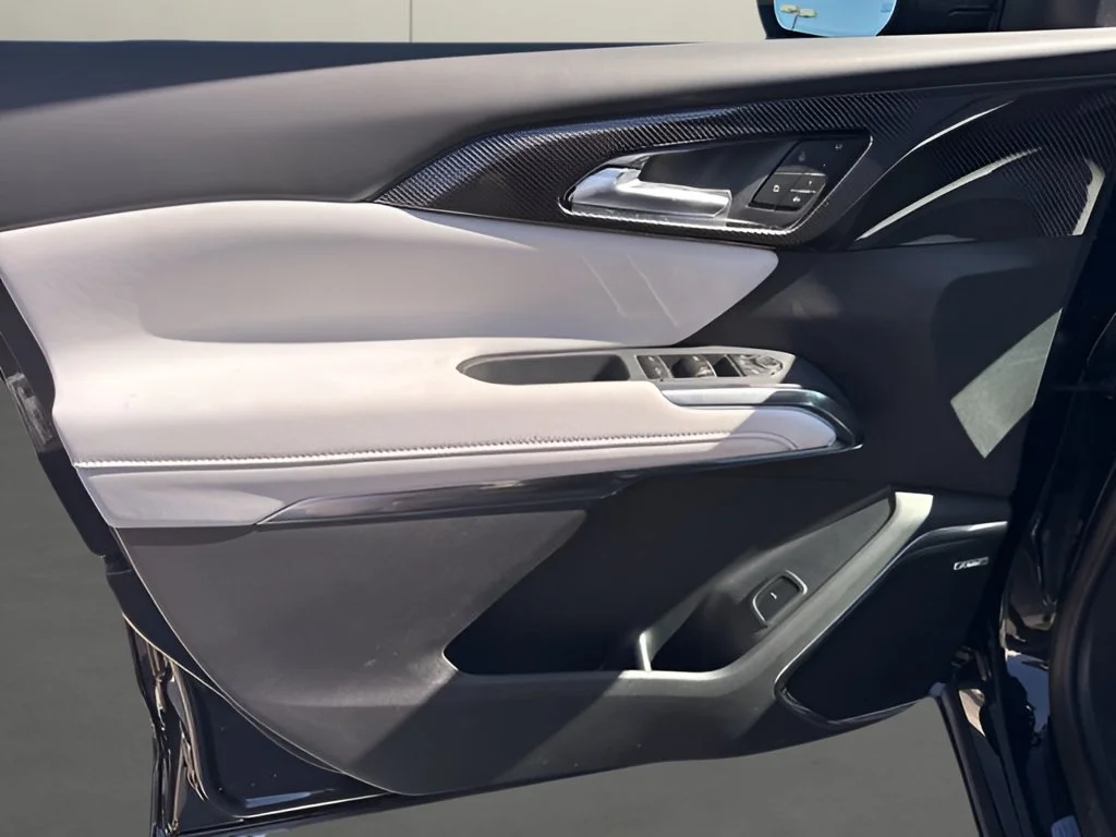 2026 Chevrolet Traverse High Country - Photo 10