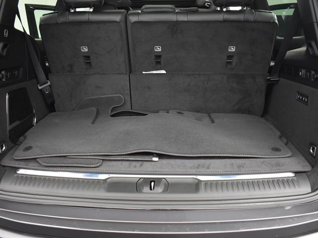 New 2026 Baltic-Gray Metallic Clear-Coat Exterior Paint Jeep Summit Obsidian image 12