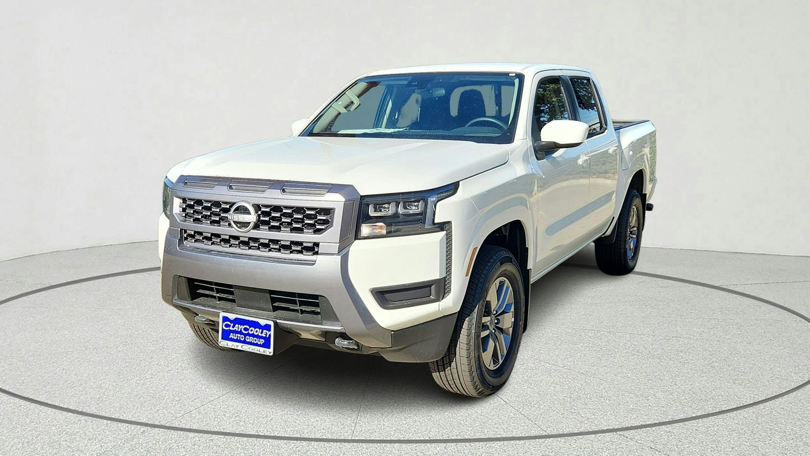 New 2026 Glacier White Nissan Crew Cab SV image 7