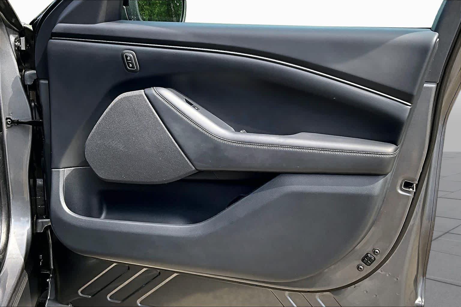 Used 2023 Carbonized Gray Metallic Ford Select image 22
