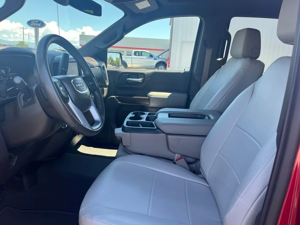 Used 2020 Quartz GMC SLT image 14