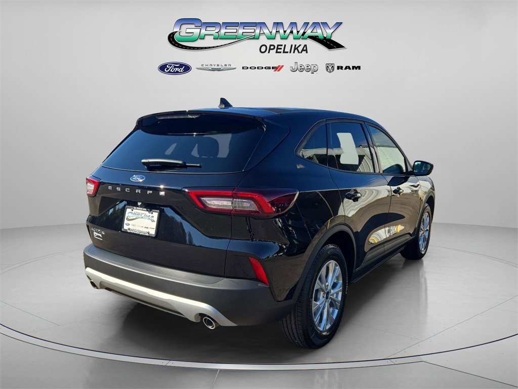 2026 Ford Escape Active photo 4