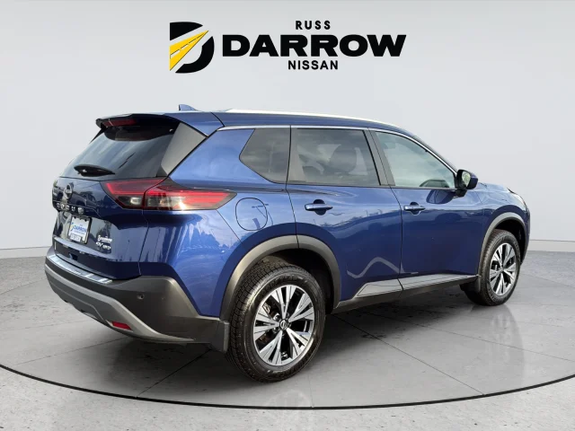 Used 2023 Blue Nissan SV image 5