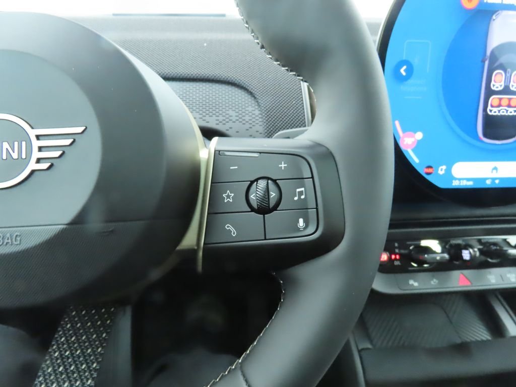 2025 MINI Countryman S - Photo 18