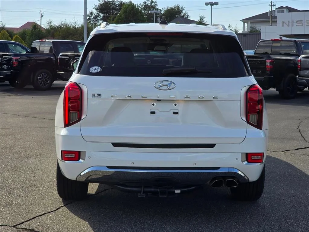 Used 2020 White Hyundai Limited image 25
