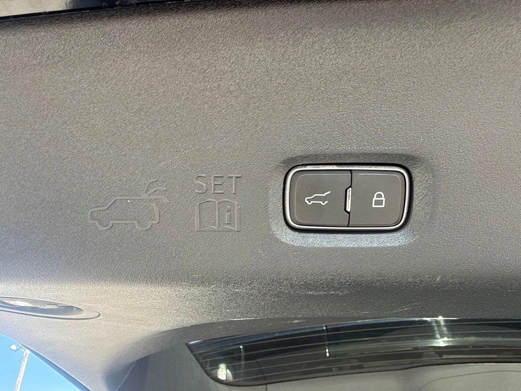 Used 2025 Black Ford Tremor image 28