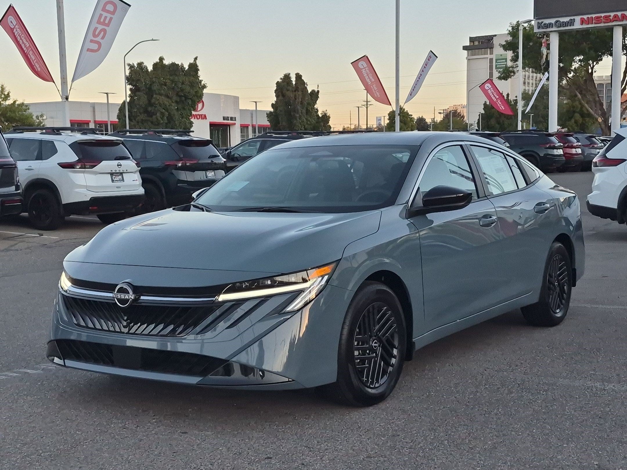 New 2027 Atlantic Gray Metallic Nissan SV image 8