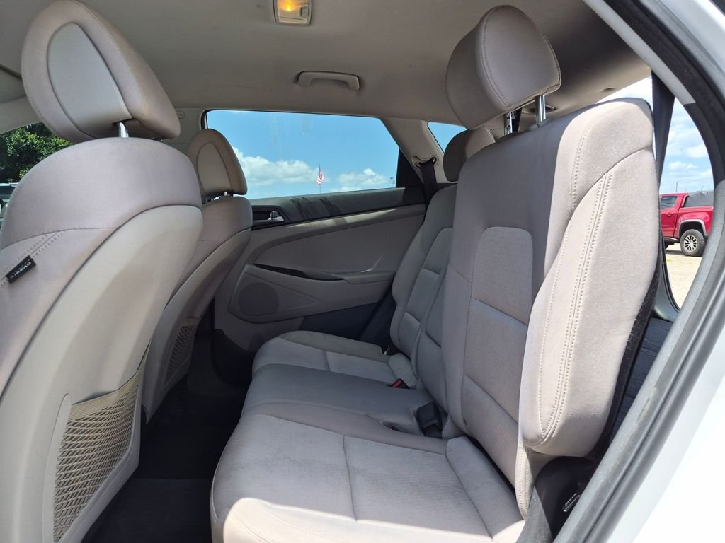 Used 2016 White Hyundai Sport image 24