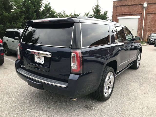 Used 2018 Dark Sapphire Blue Metallic GMC Denali image 8