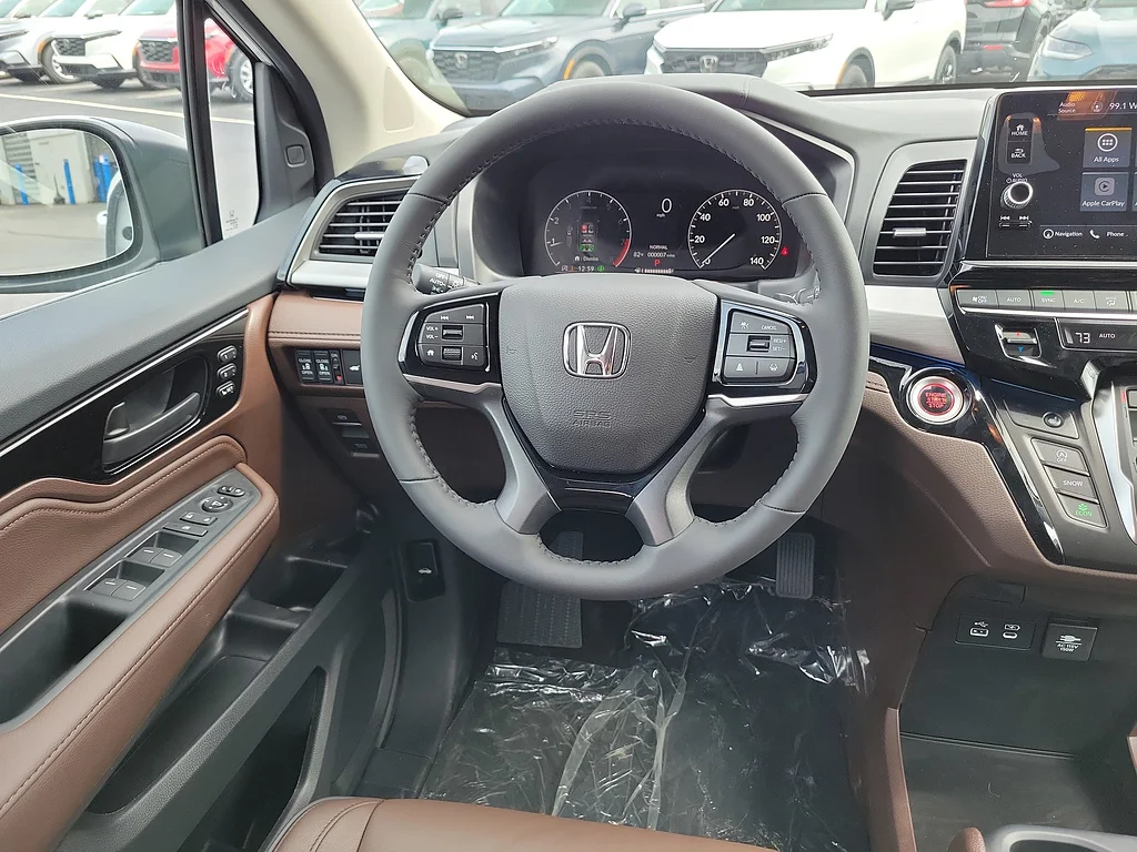 New 2026 Platinum White Pearl Honda Touring image 10