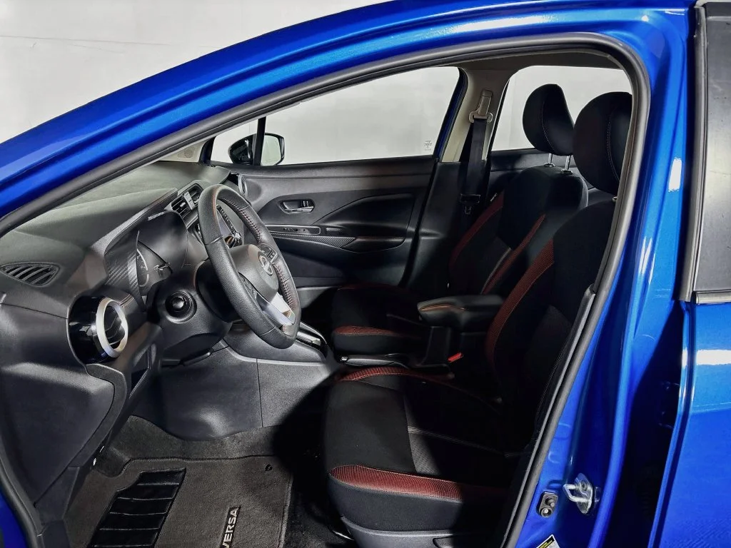 Used 2024 Blue Nissan 1.6 SR image 11