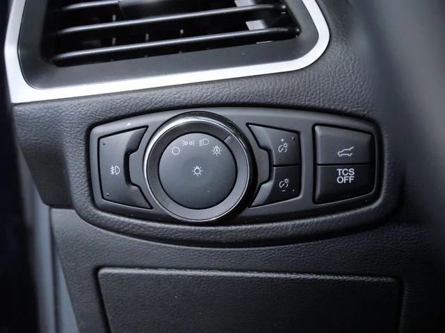 Used 2024 Black Ford SEL image 22