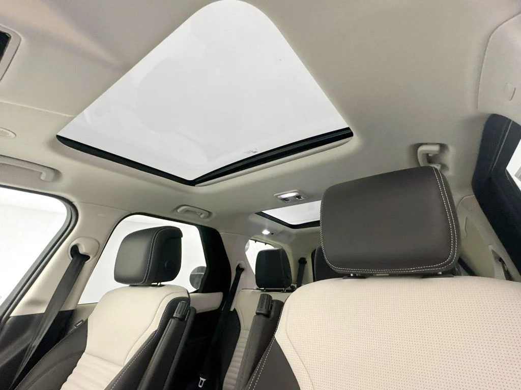 New 2026 Carpathian Grey Land Rover S image 21