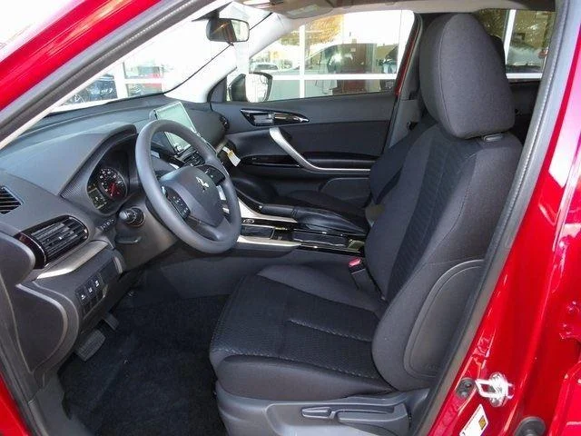 2026 Mitsubishi Eclipse Cross LE - Photo 14