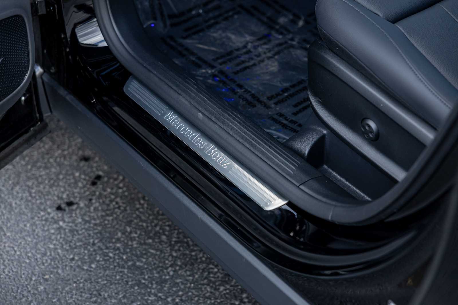 New 2026 Night Black Mercedes-Benz GLA 250 image 11