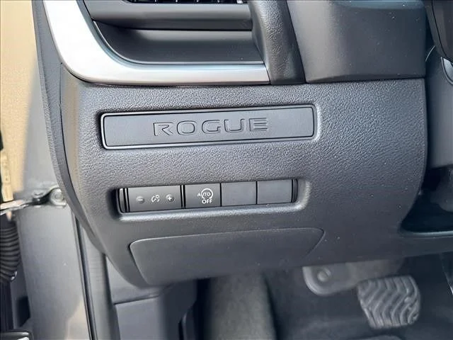 Used 2024 Gray Nissan S image 18