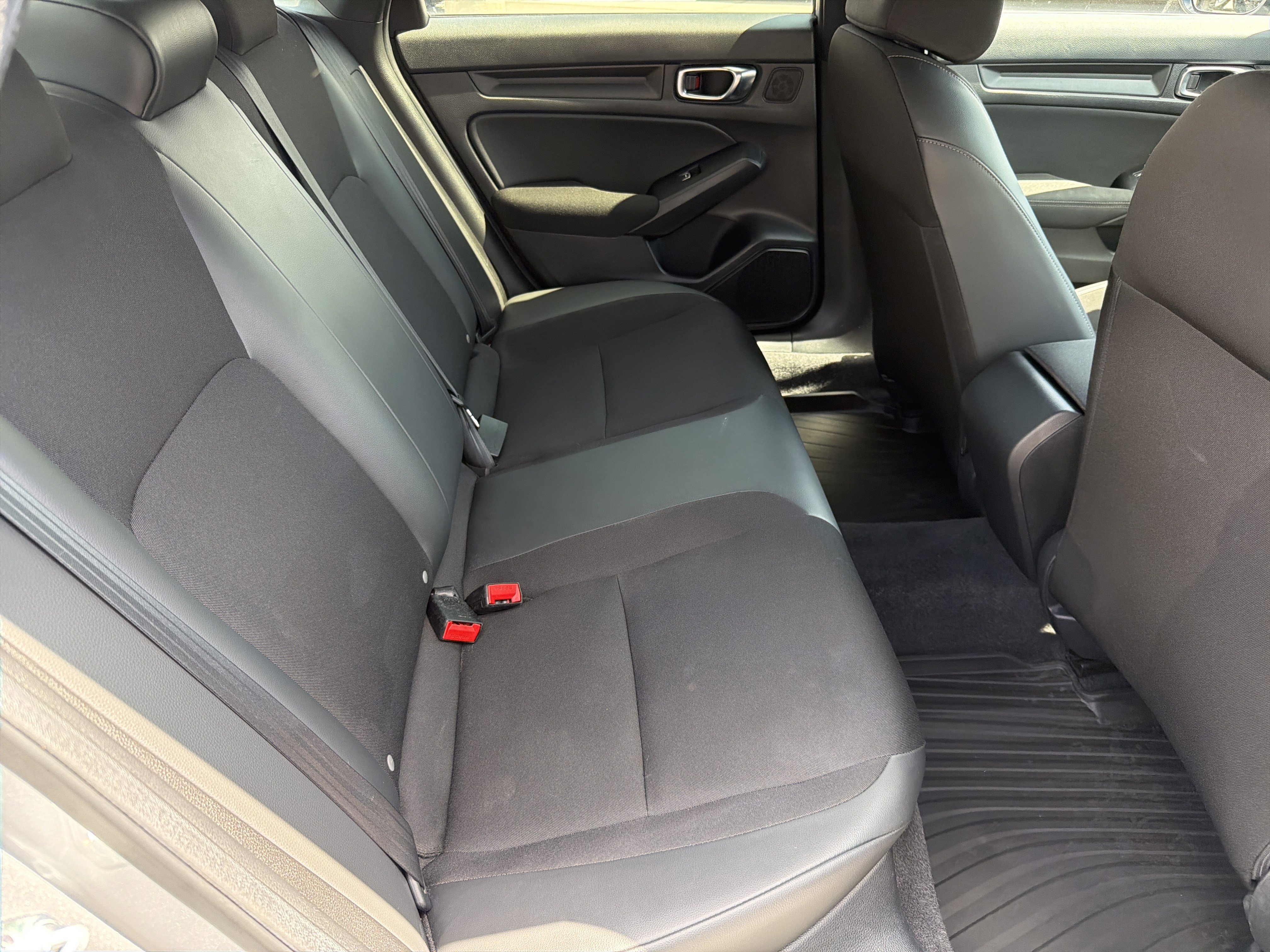 2024 Honda Civic Sport - Photo 25