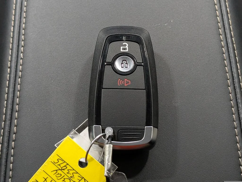 New 2026 Carbonized Gray Metallic Ford Big Bend® image 22