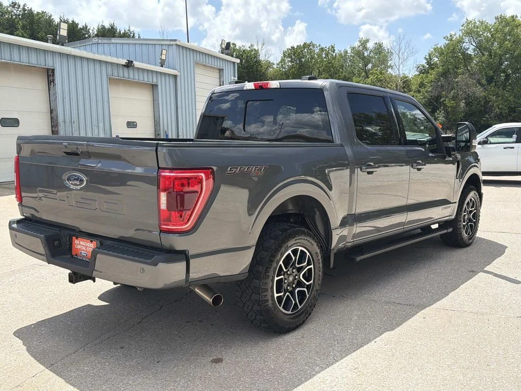 Used 2023 Gray Ford XLT image 5