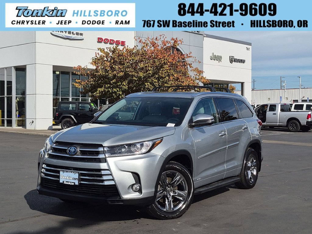 Used 2018 Silver Toyota Limited Platinum image 1