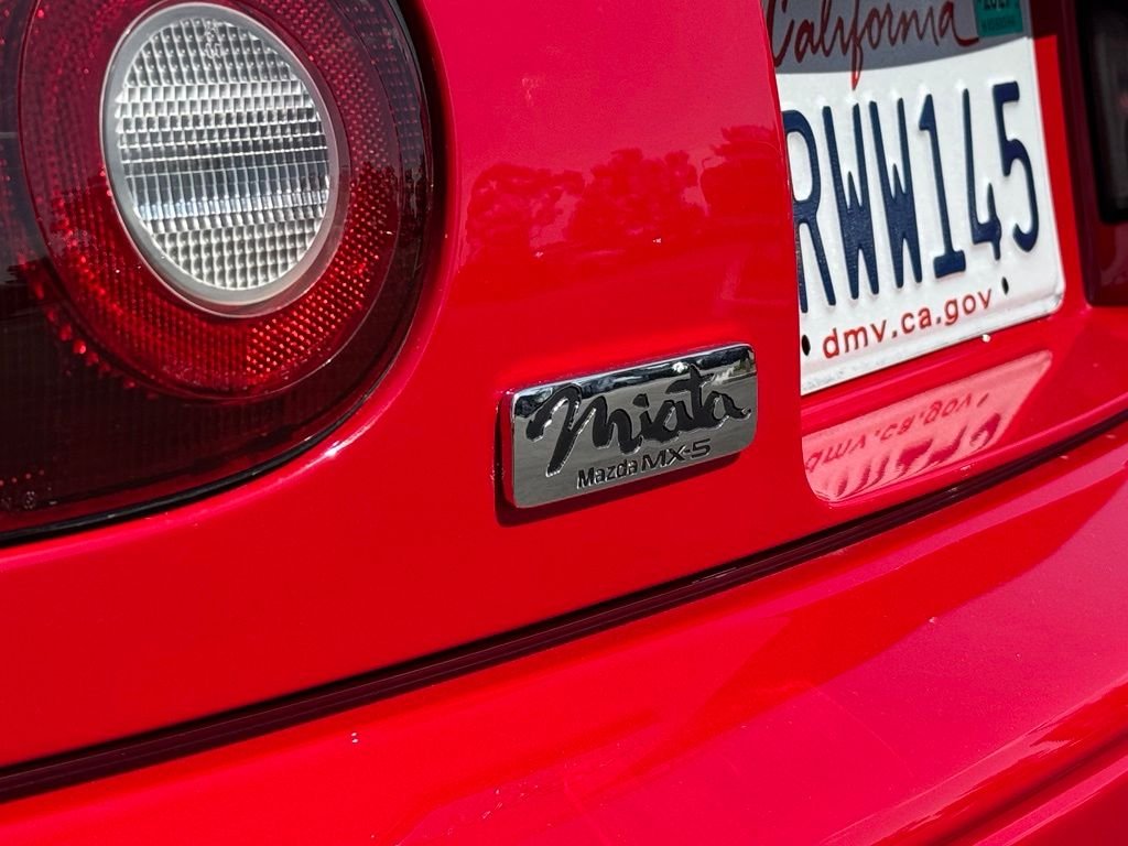 Used 1990 Classic Red Mazda Base image 24