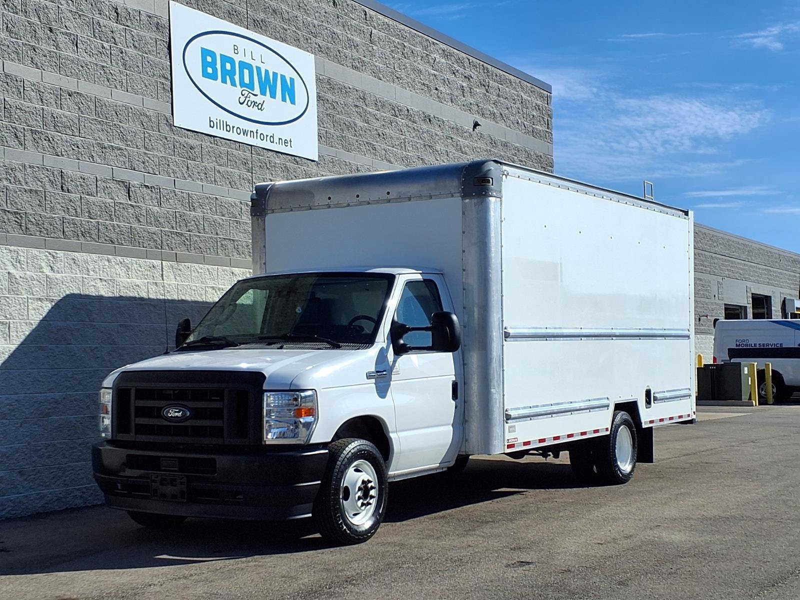 Used 2022 Oxford White Ford Base image 22