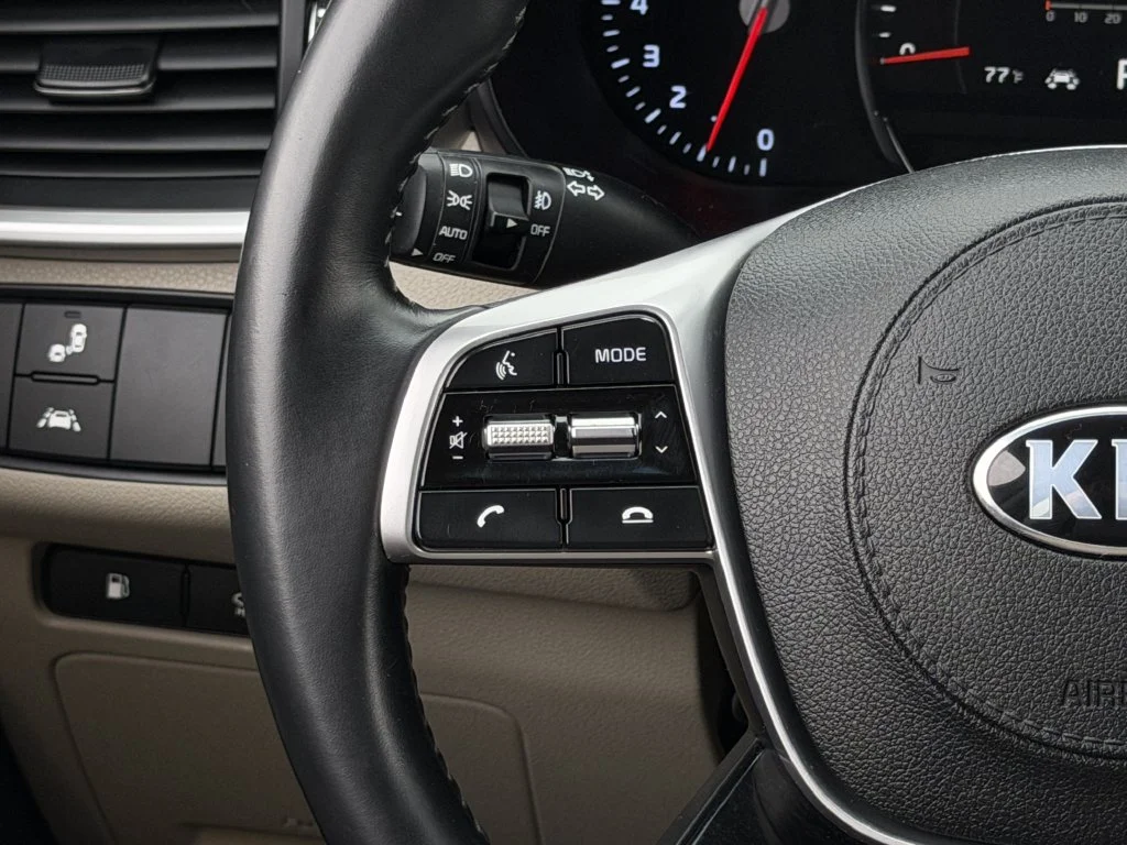 Used 2020 Purple Kia EX image 14