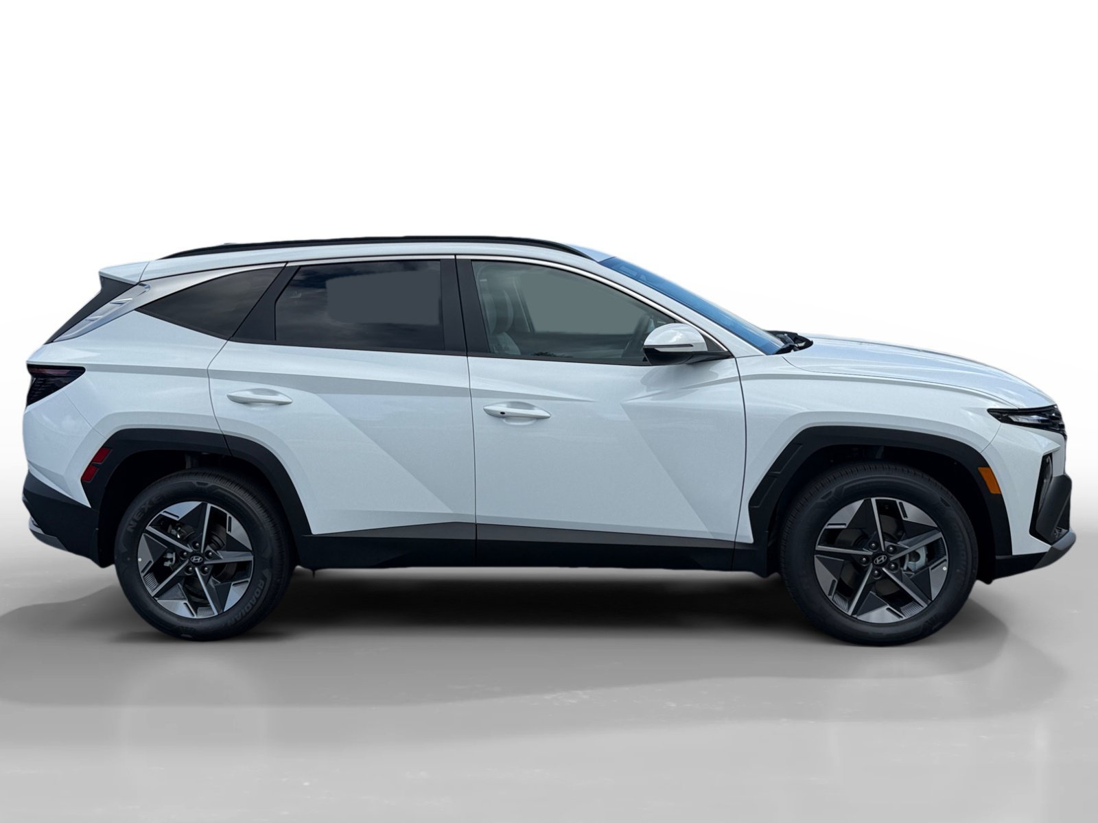 New 2026 Creamy White Pearl Hyundai SEL Convenience image 6