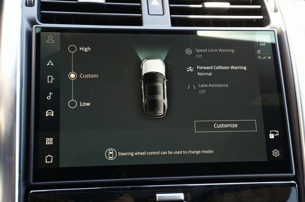 New 2026 Santorini Black Land Rover Dynamic SE image 23