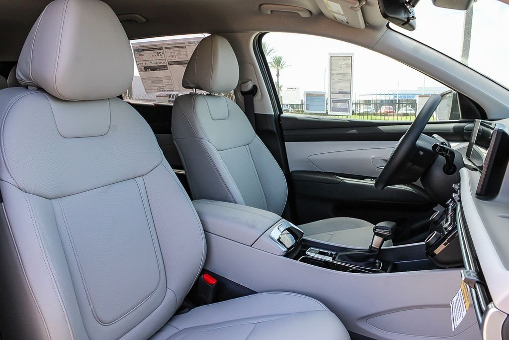 New 2026 Gray Hyundai SEL Plus image 17