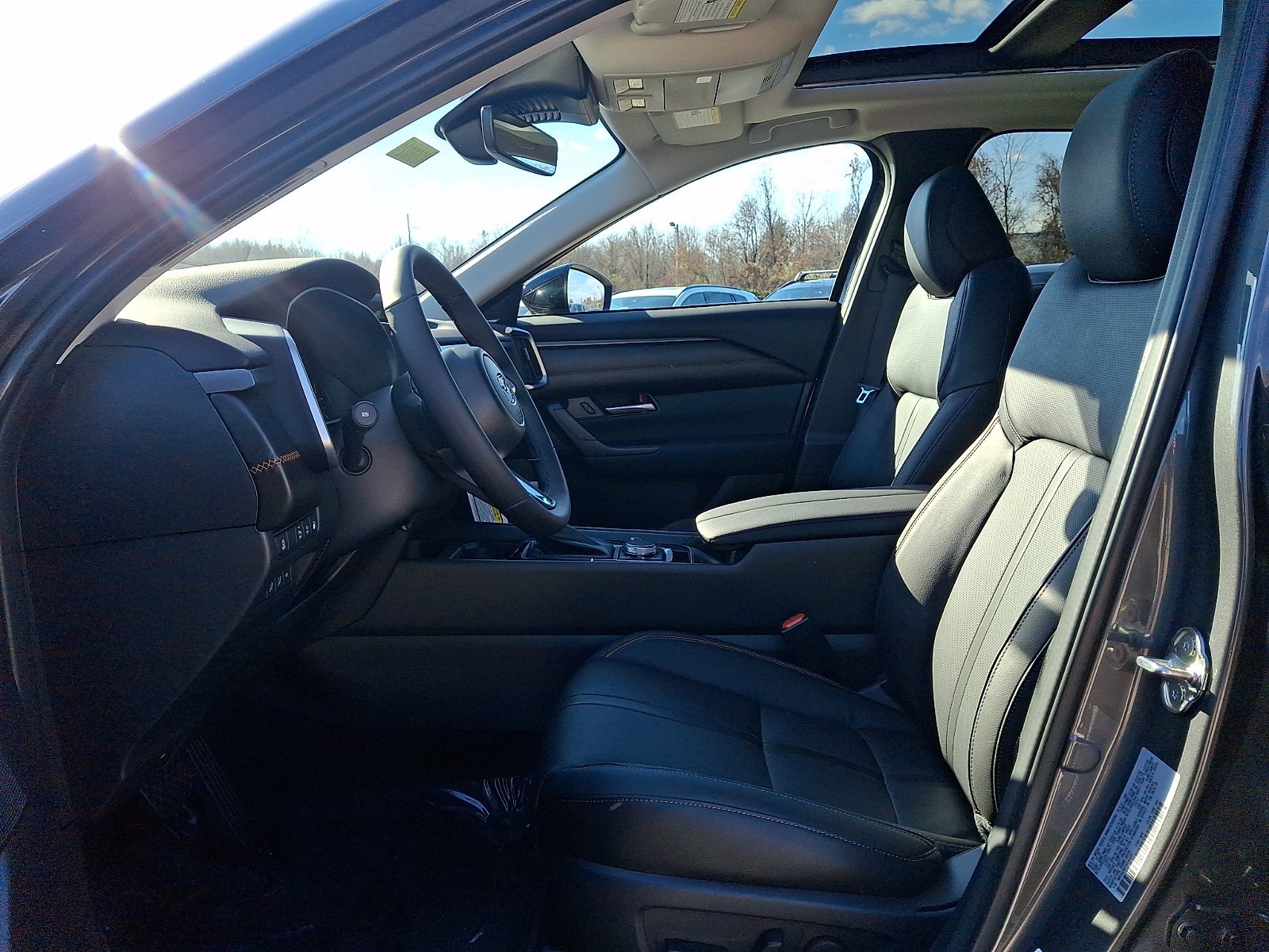 2026 Mazda CX-50 Premium - Photo 7