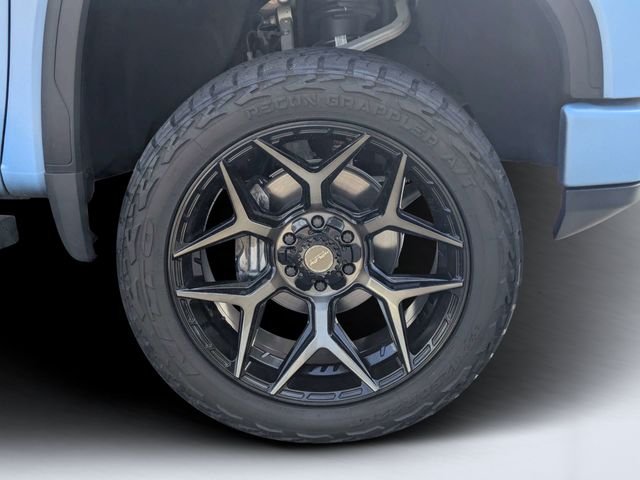 Used 2023 Black GMC AT4 image 11